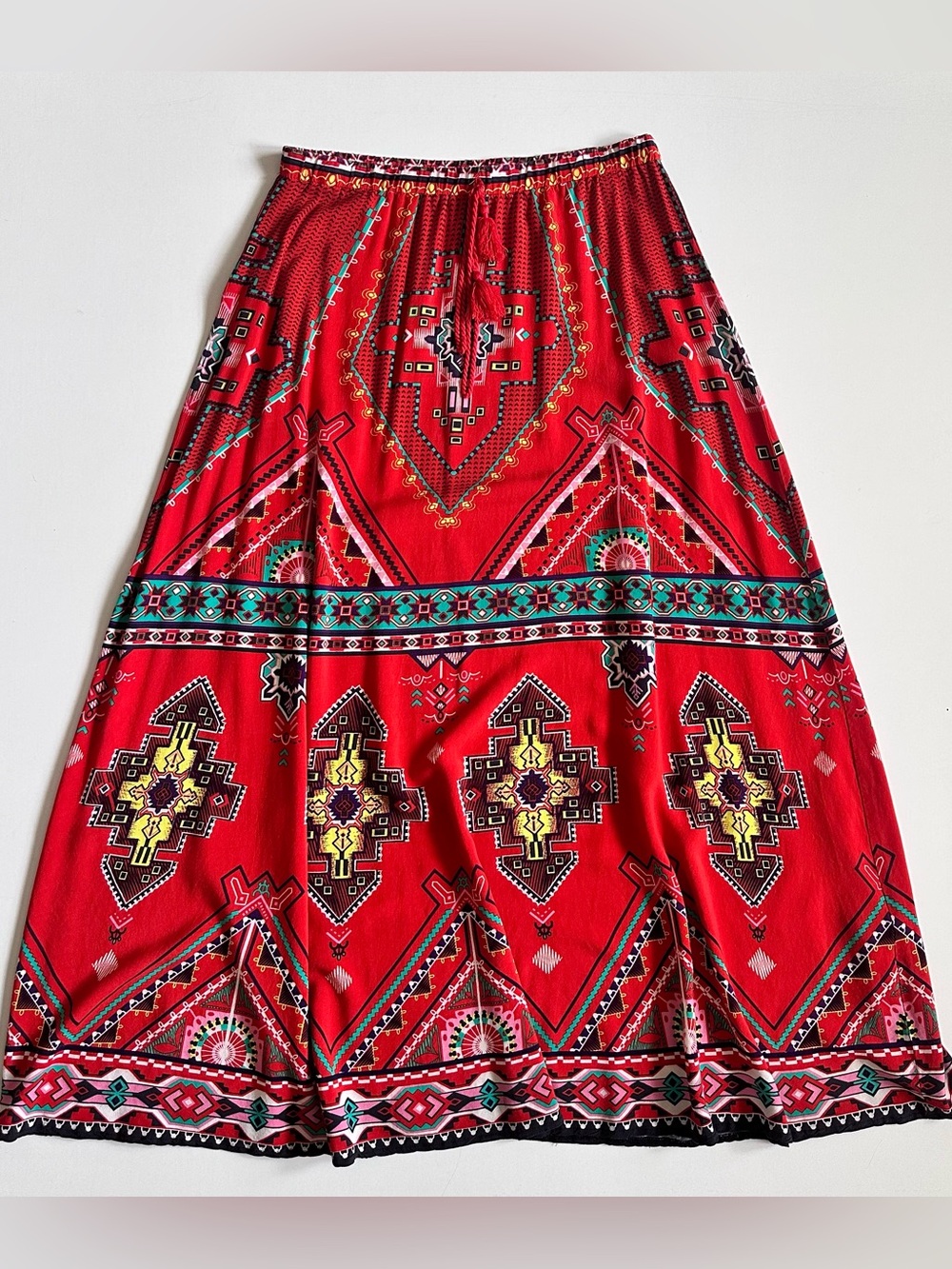 Chelsea & Violet Red Bohemian Print Maxi Skirt Size Large